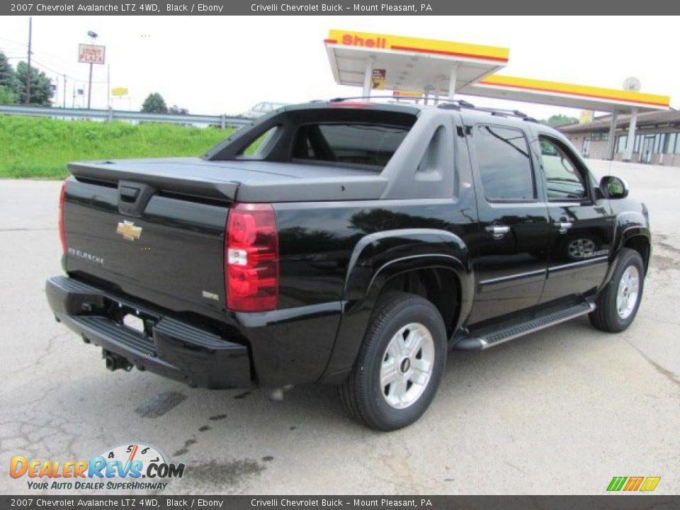 2007 Chevrolet Avalanche LTZ 4WD Black / Ebony Photo #14
