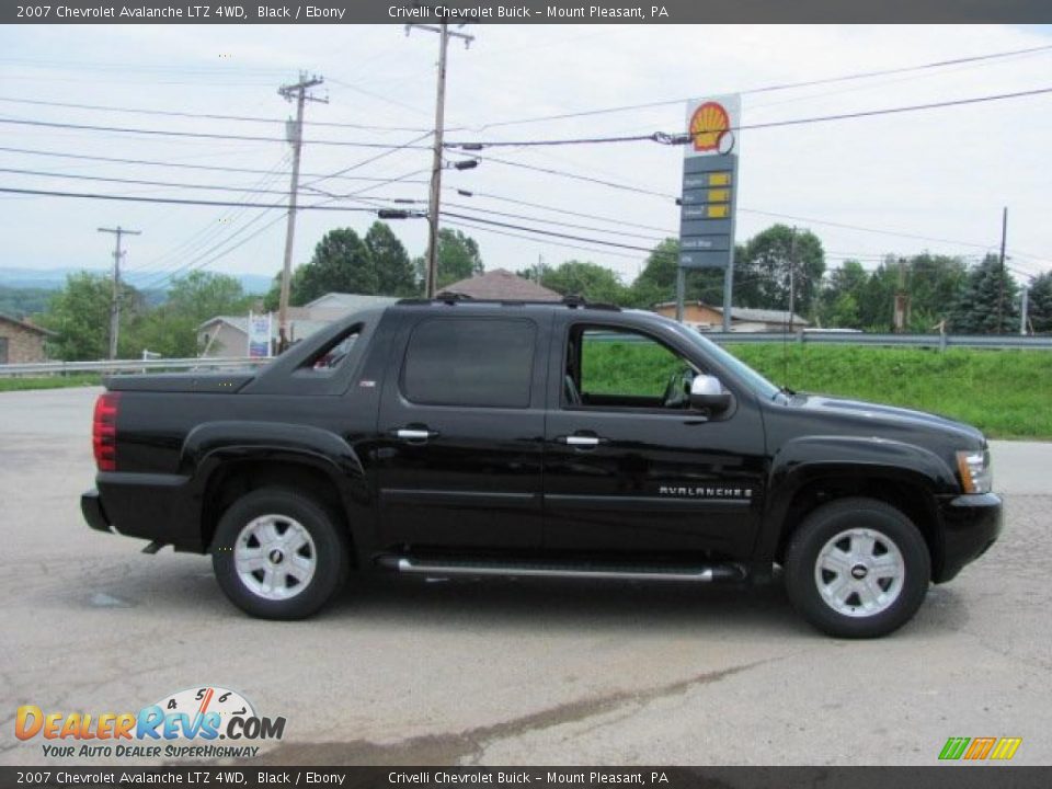 2007 Chevrolet Avalanche LTZ 4WD Black / Ebony Photo #15