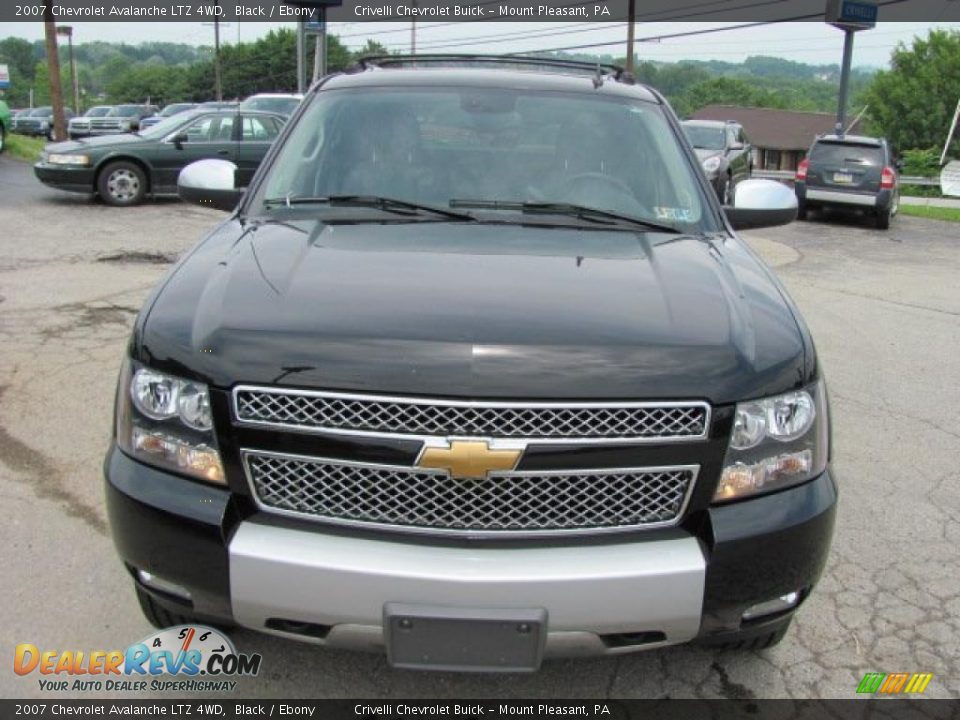 2007 Chevrolet Avalanche LTZ 4WD Black / Ebony Photo #17