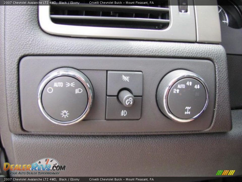 2007 Chevrolet Avalanche LTZ 4WD Black / Ebony Photo #20