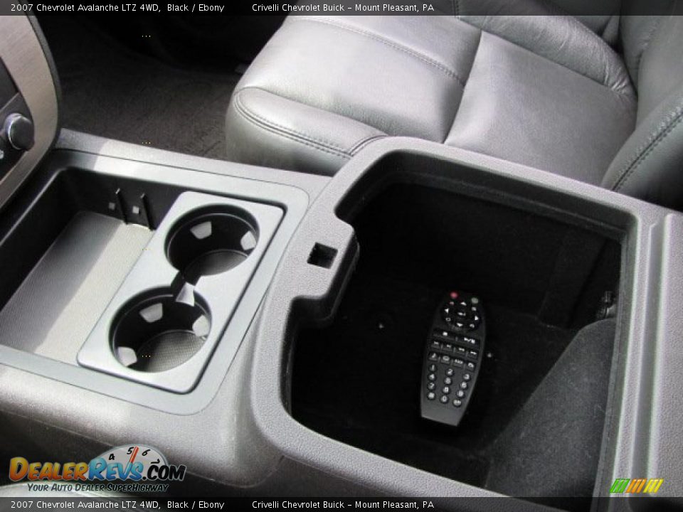 2007 Chevrolet Avalanche LTZ 4WD Black / Ebony Photo #24