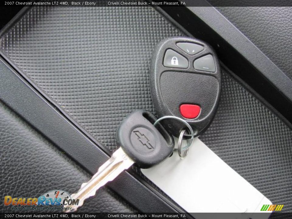 2007 Chevrolet Avalanche LTZ 4WD Black / Ebony Photo #26