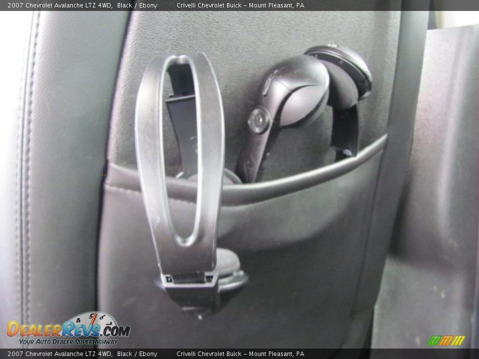 2007 Chevrolet Avalanche LTZ 4WD Black / Ebony Photo #28