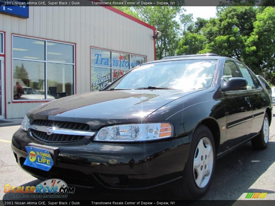 2001 Nissan Altima GXE Super Black / Dusk Photo #1