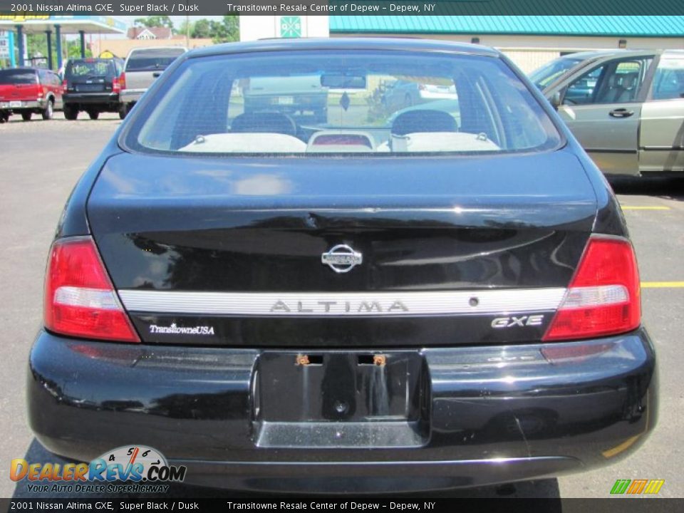 2001 Nissan Altima GXE Super Black / Dusk Photo #13