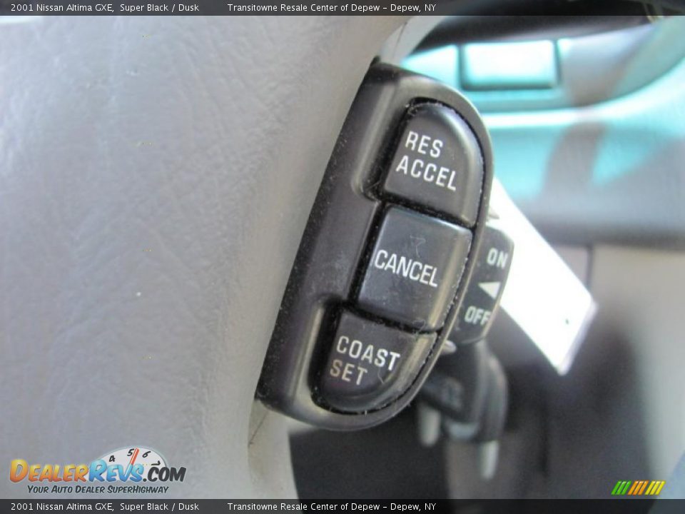2001 Nissan Altima GXE Super Black / Dusk Photo #19