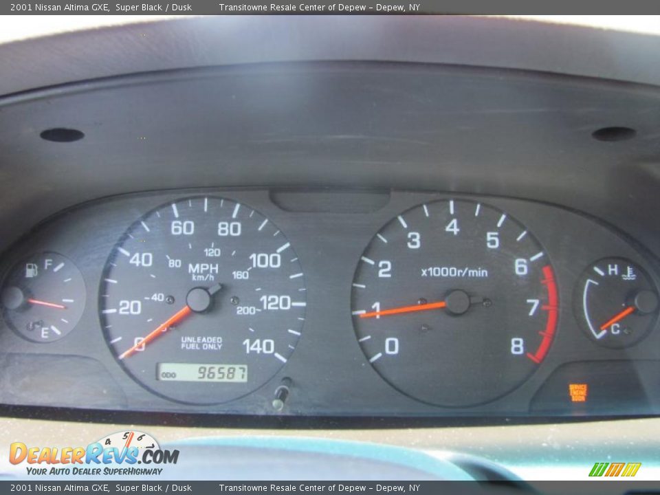2001 Nissan Altima GXE Super Black / Dusk Photo #20
