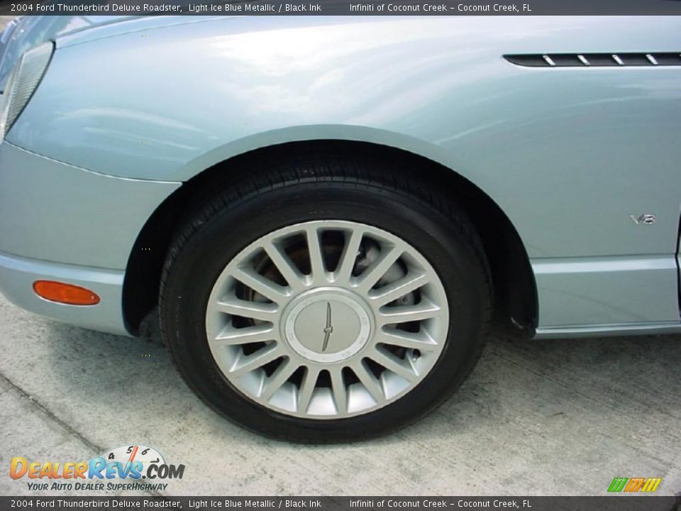 2004 Ford Thunderbird Deluxe Roadster Light Ice Blue Metallic / Black Ink Photo #12