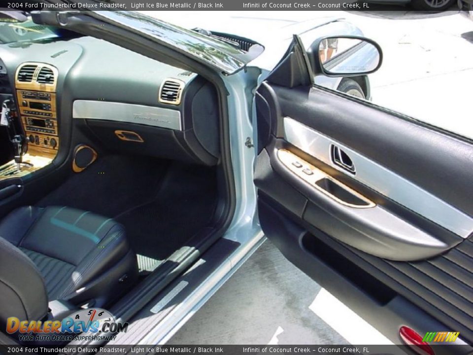 2004 Ford Thunderbird Deluxe Roadster Light Ice Blue Metallic / Black Ink Photo #20