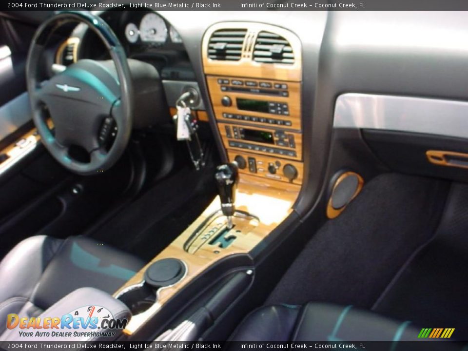 2004 Ford Thunderbird Deluxe Roadster Light Ice Blue Metallic / Black Ink Photo #25