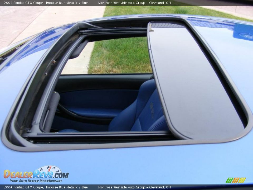 2004 Pontiac GTO Coupe Impulse Blue Metallic / Blue Photo #25