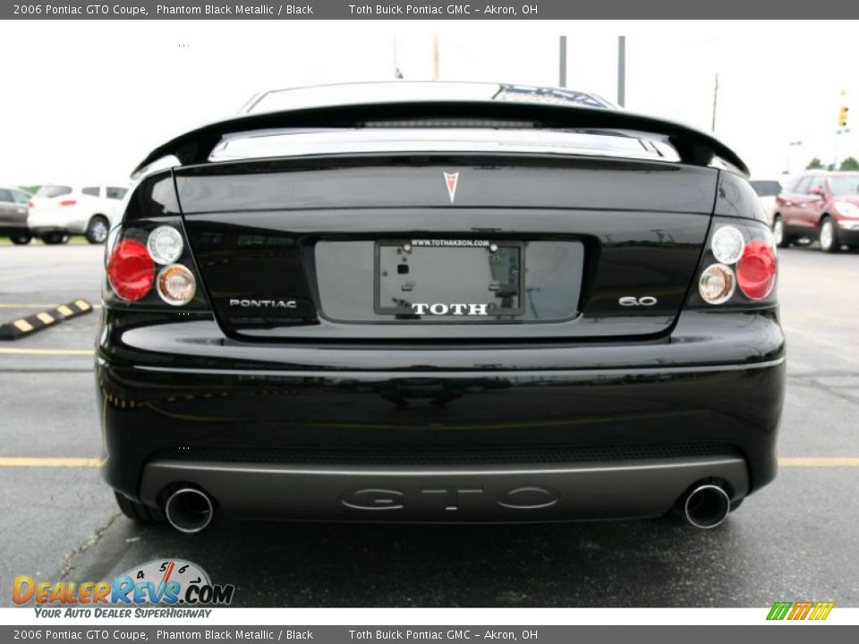 2006 Pontiac GTO Coupe Phantom Black Metallic / Black Photo #8