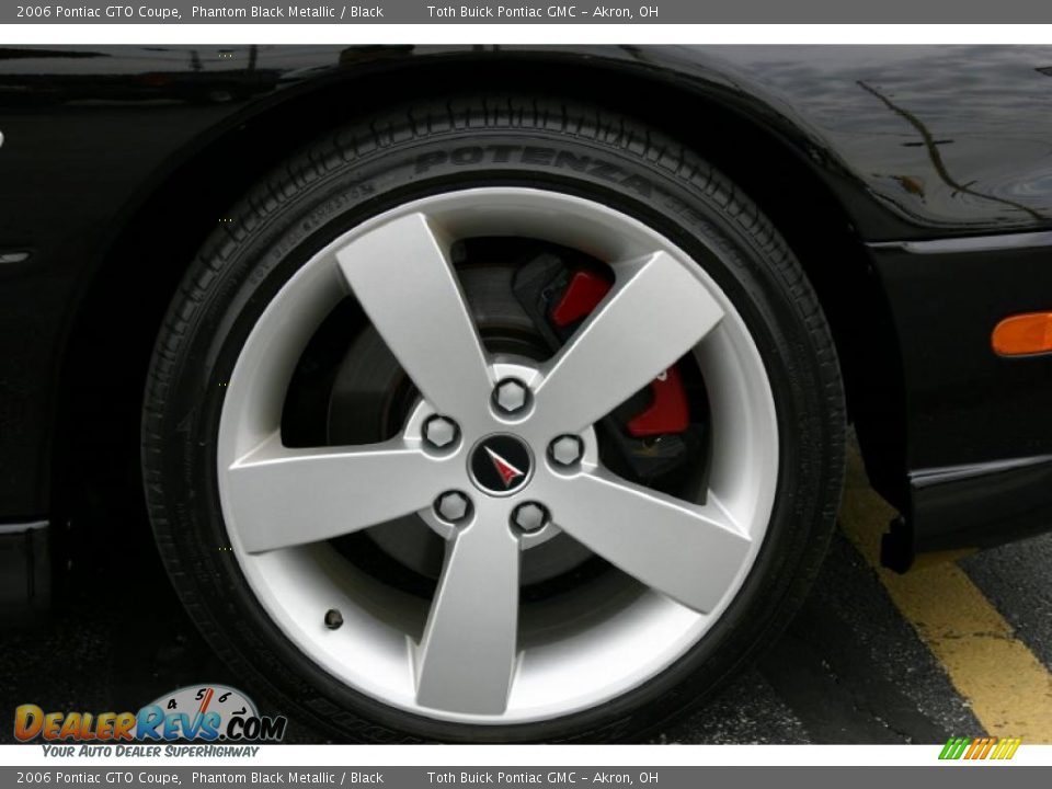 2006 Pontiac GTO Coupe Phantom Black Metallic / Black Photo #19
