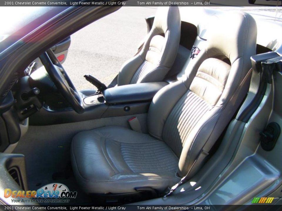 2001 Chevrolet Corvette Convertible Light Pewter Metallic / Light Gray Photo #12