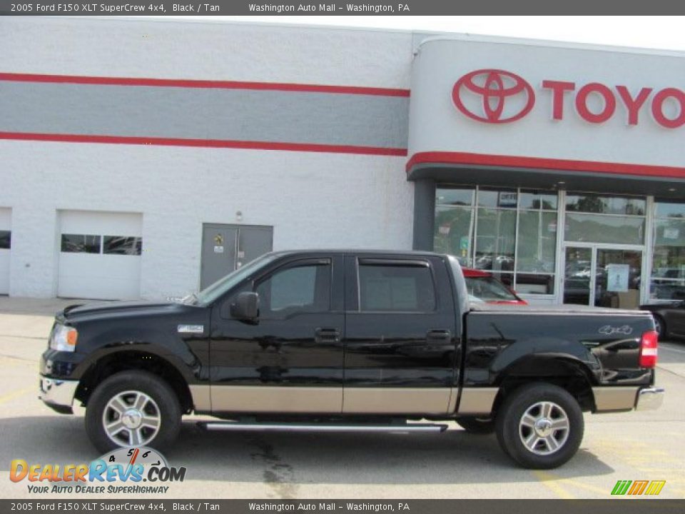 2005 Ford F150 XLT SuperCrew 4x4 Black / Tan Photo #2