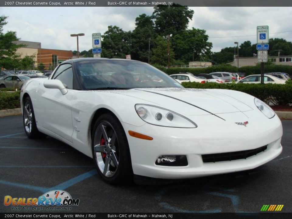 2007 Chevrolet Corvette Coupe Arctic White / Red Photo #6