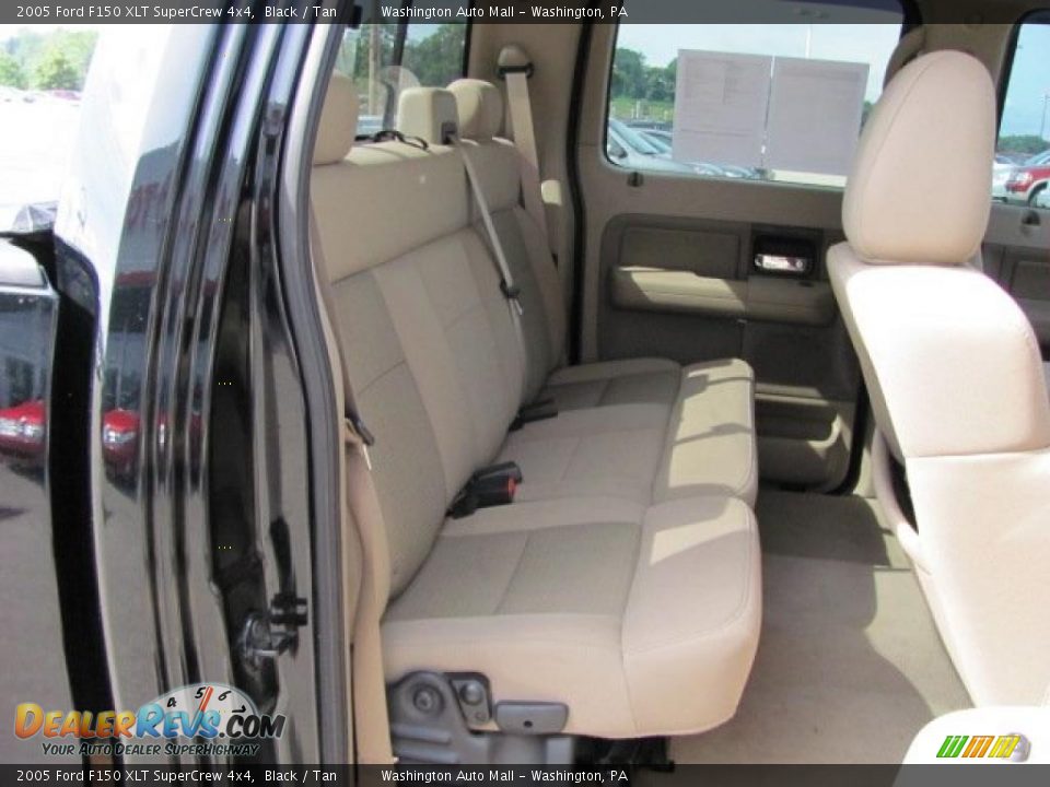 2005 Ford F150 XLT SuperCrew 4x4 Black / Tan Photo #11