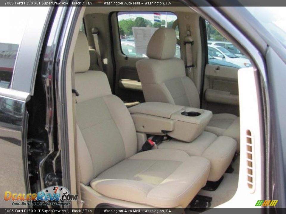 2005 Ford F150 XLT SuperCrew 4x4 Black / Tan Photo #12