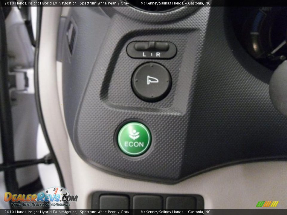 2010 Honda Insight Hybrid EX Navigation Spectrum White Pearl / Gray Photo #11