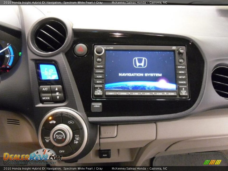 2010 Honda Insight Hybrid EX Navigation Spectrum White Pearl / Gray Photo #15