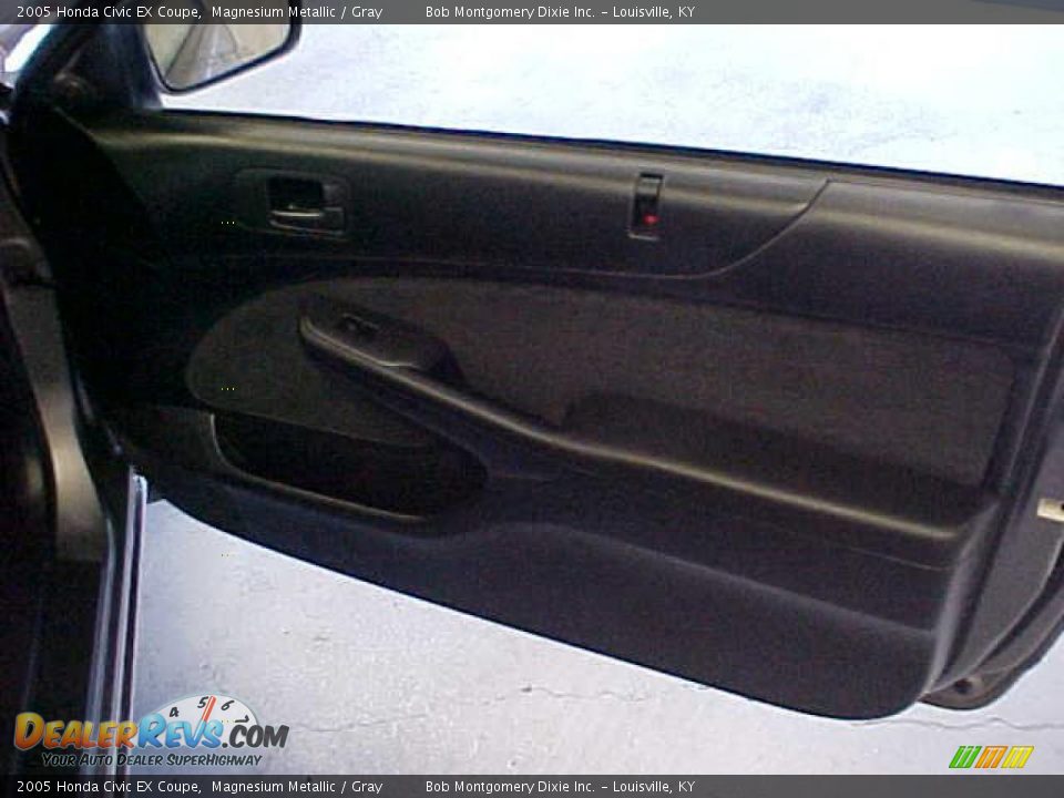 2005 Honda Civic EX Coupe Magnesium Metallic / Gray Photo #13