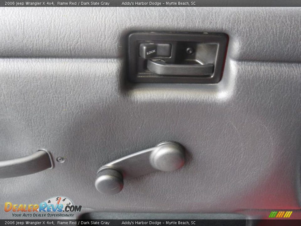 2006 Jeep Wrangler X 4x4 Flame Red / Dark Slate Gray Photo #11