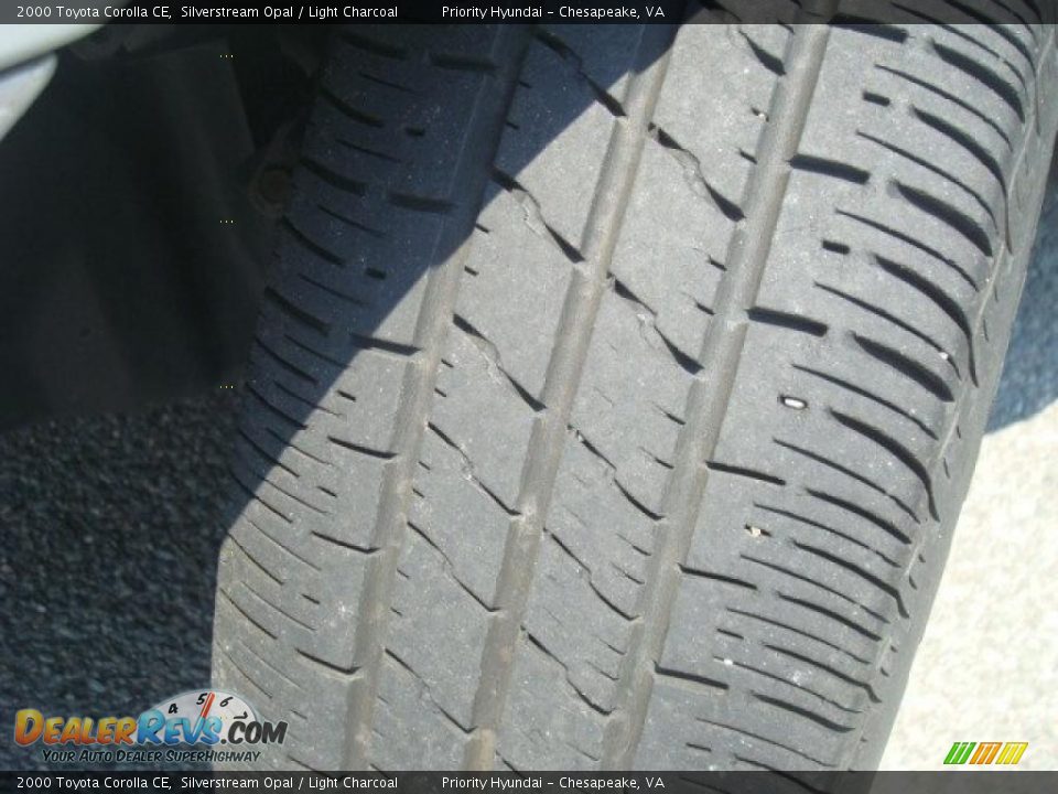 2000 Toyota Corolla CE Silverstream Opal / Light Charcoal Photo #16