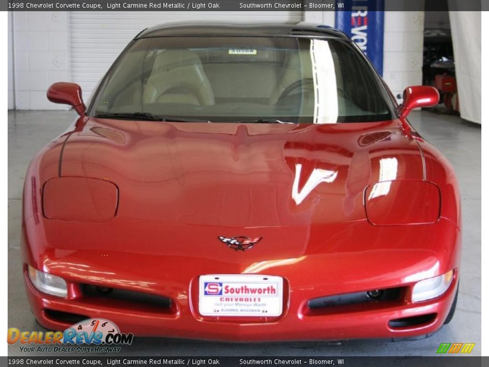 1998 Chevrolet Corvette Coupe Light Carmine Red Metallic / Light Oak Photo #3