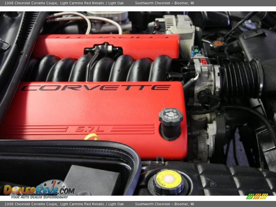 1998 Chevrolet Corvette Coupe Light Carmine Red Metallic / Light Oak Photo #15