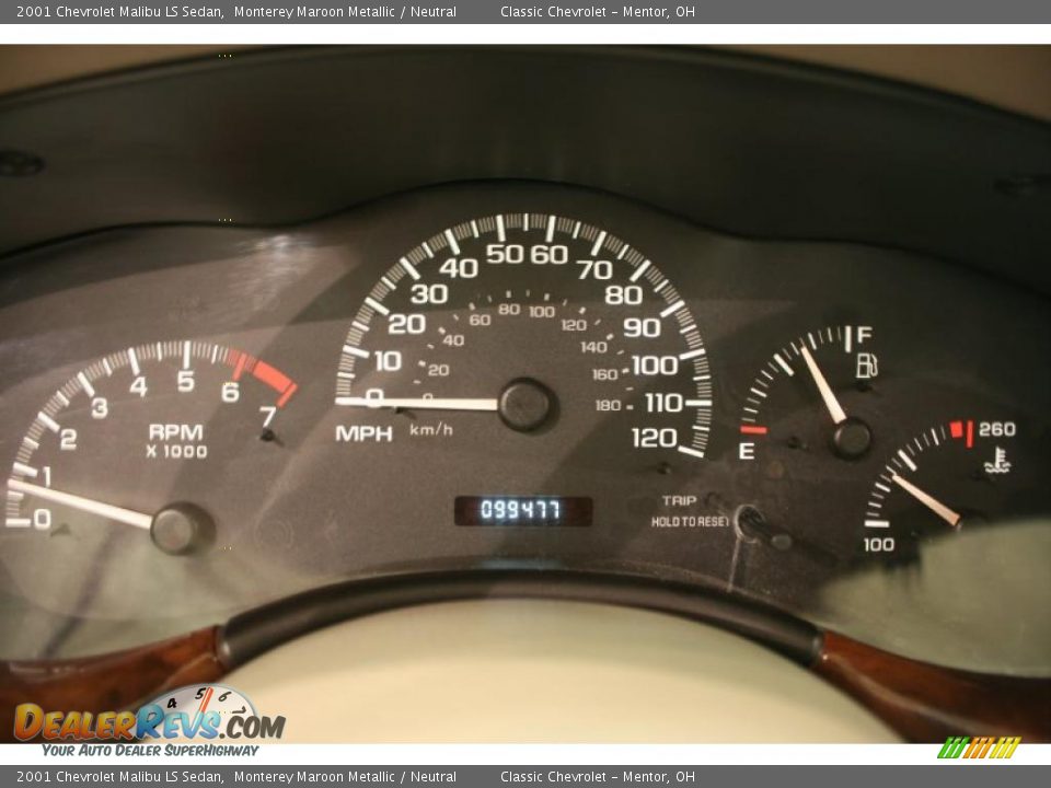 2001 Chevrolet Malibu LS Sedan Monterey Maroon Metallic / Neutral Photo #11