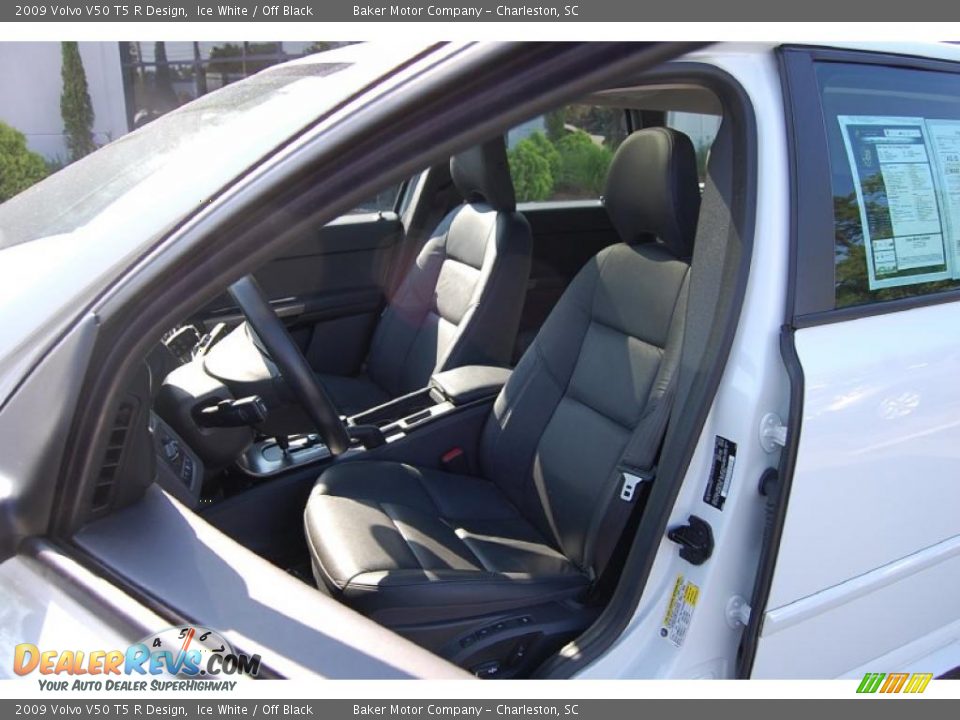 2009 Volvo V50 T5 R Design Ice White / Off Black Photo #6