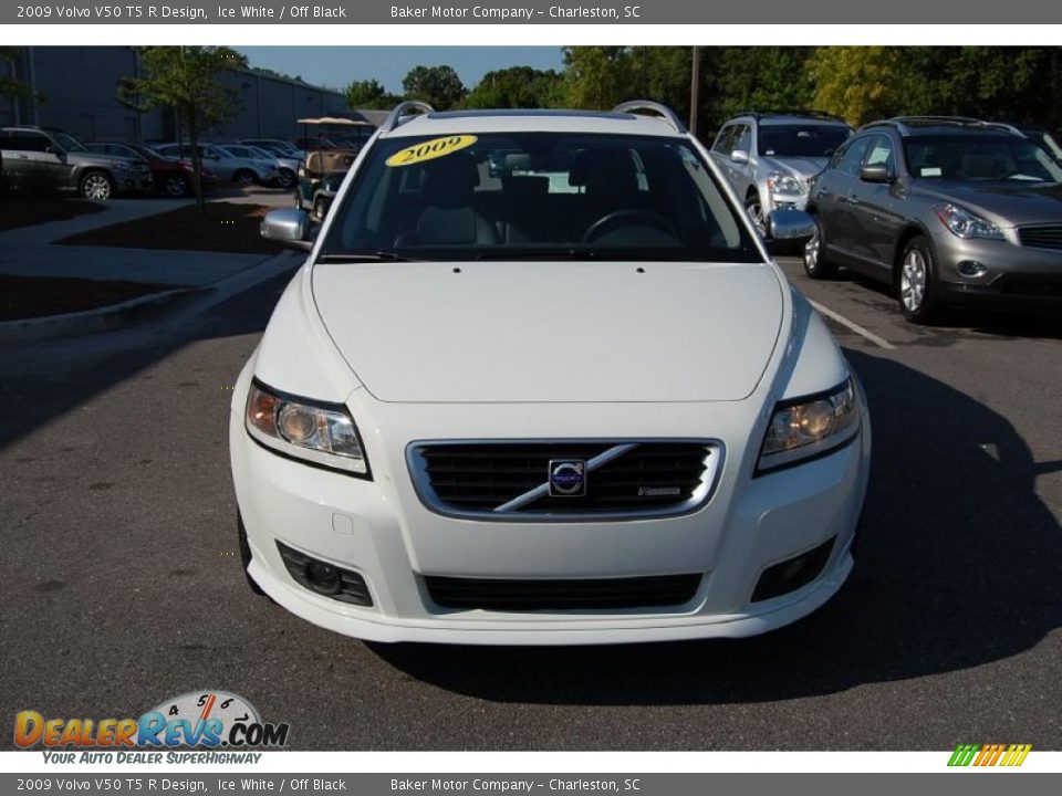 2009 Volvo V50 T5 R Design Ice White / Off Black Photo #14