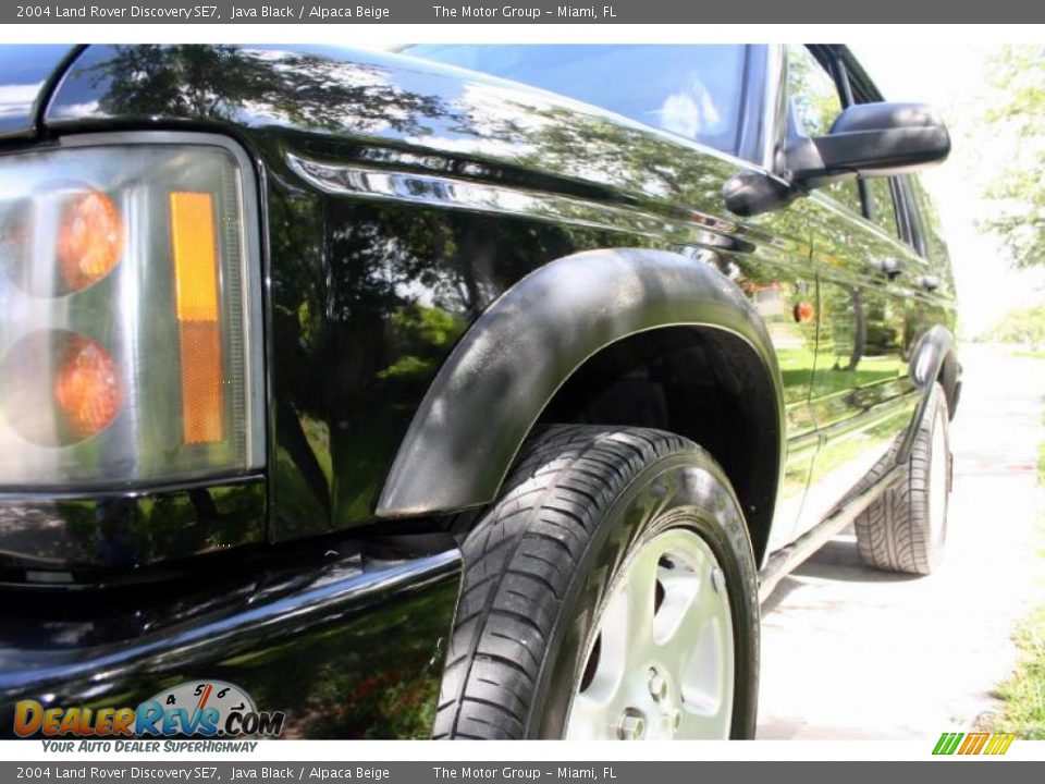 2004 Land Rover Discovery SE7 Java Black / Alpaca Beige Photo #22