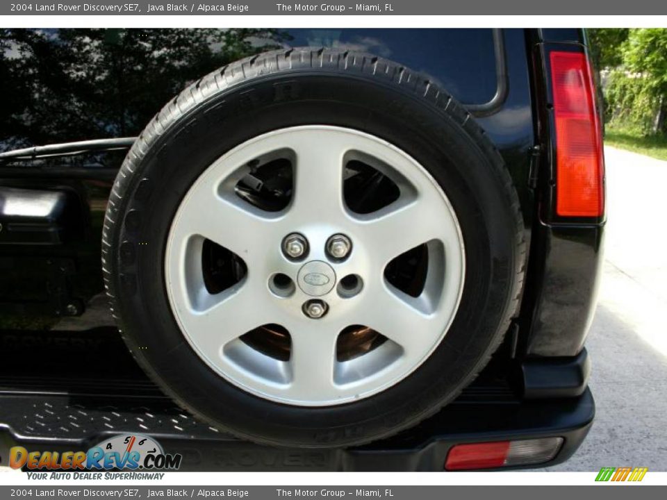 2004 Land Rover Discovery SE7 Java Black / Alpaca Beige Photo #23