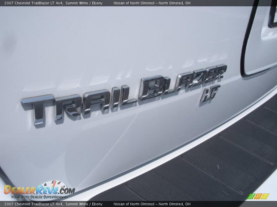 2007 Chevrolet TrailBlazer LT 4x4 Summit White / Ebony Photo #7