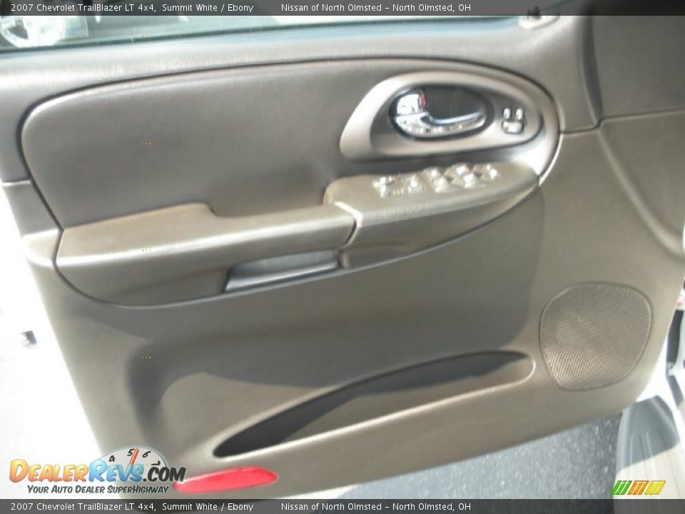 2007 Chevrolet TrailBlazer LT 4x4 Summit White / Ebony Photo #12