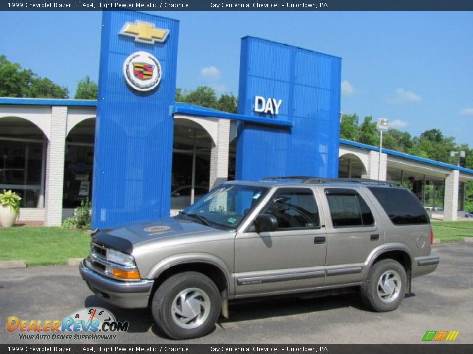 1999 Chevrolet Blazer LT 4x4 Light Pewter Metallic / Graphite Photo #1