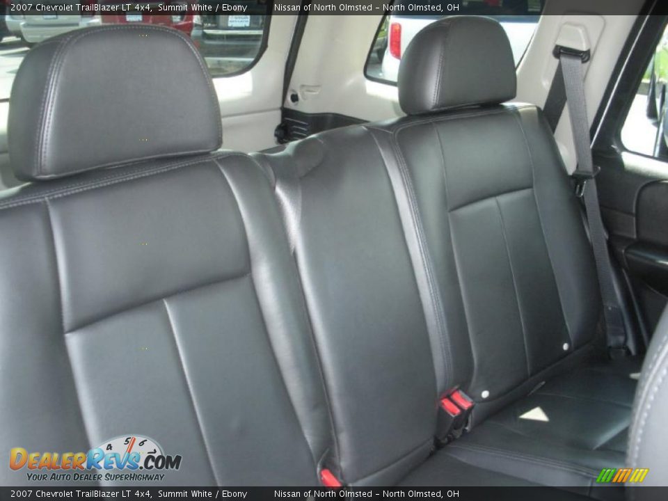 2007 Chevrolet TrailBlazer LT 4x4 Summit White / Ebony Photo #20