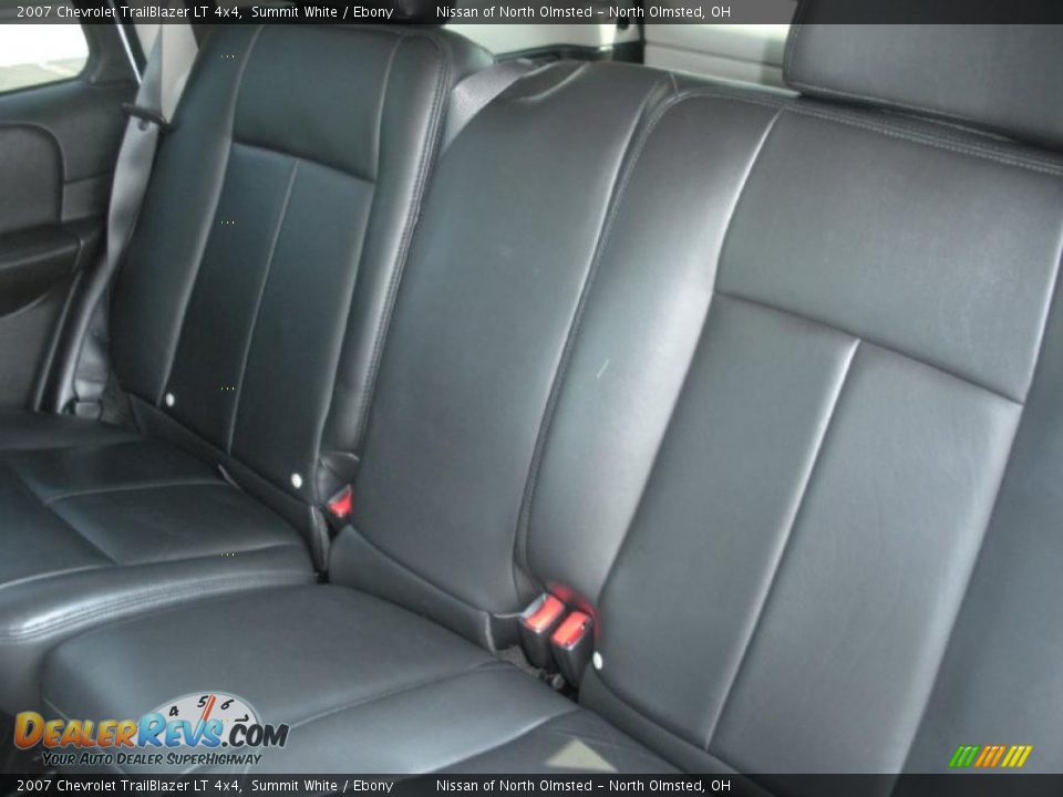 2007 Chevrolet TrailBlazer LT 4x4 Summit White / Ebony Photo #23