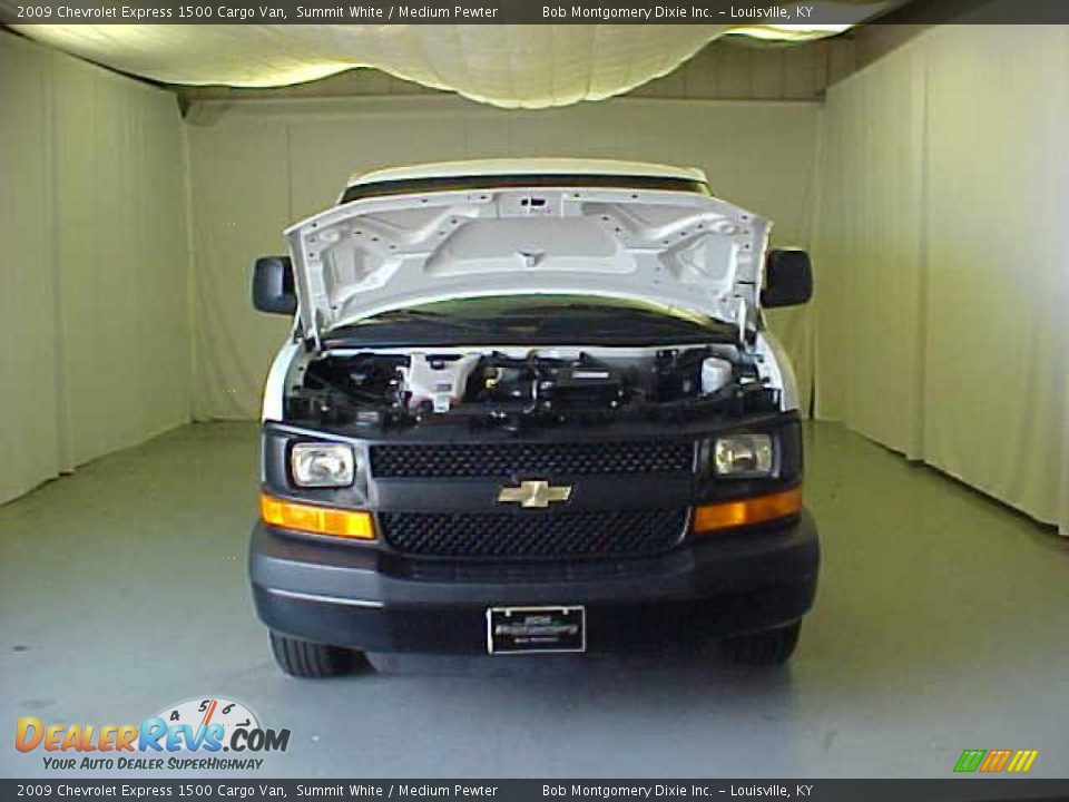 2009 Chevrolet Express 1500 Cargo Van Summit White / Medium Pewter Photo #4