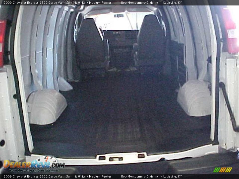 2009 Chevrolet Express 1500 Cargo Van Summit White / Medium Pewter Photo #13