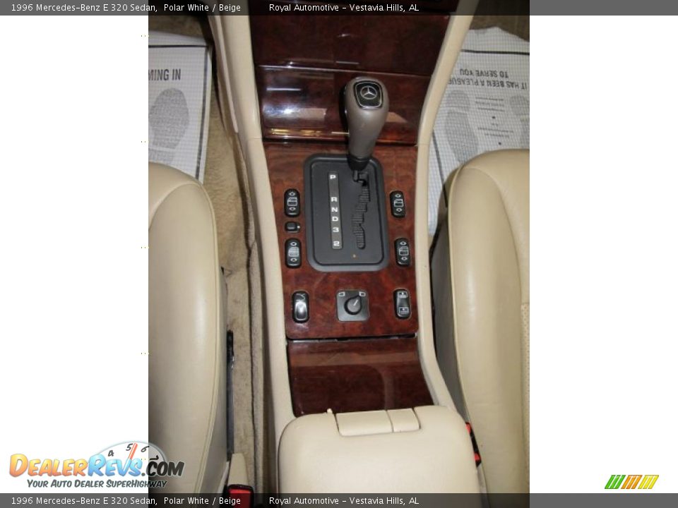 1996 Mercedes-Benz E 320 Sedan Polar White / Beige Photo #17