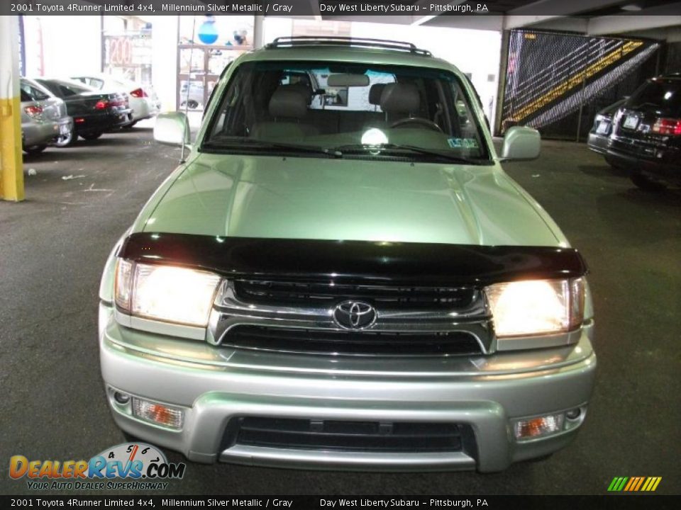 2001 Toyota 4Runner Limited 4x4 Millennium Silver Metallic / Gray Photo #2