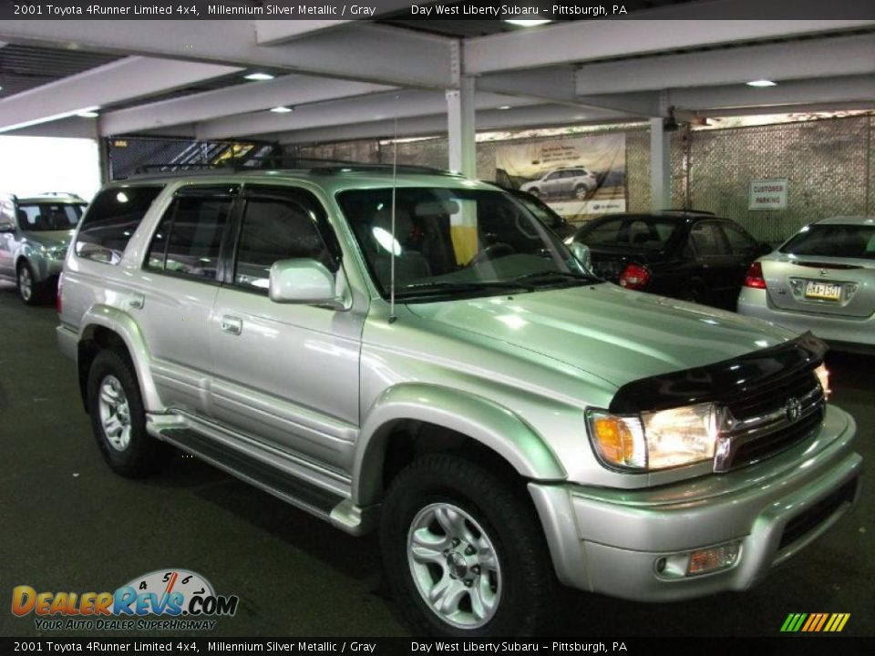 2001 Toyota 4Runner Limited 4x4 Millennium Silver Metallic / Gray Photo #3