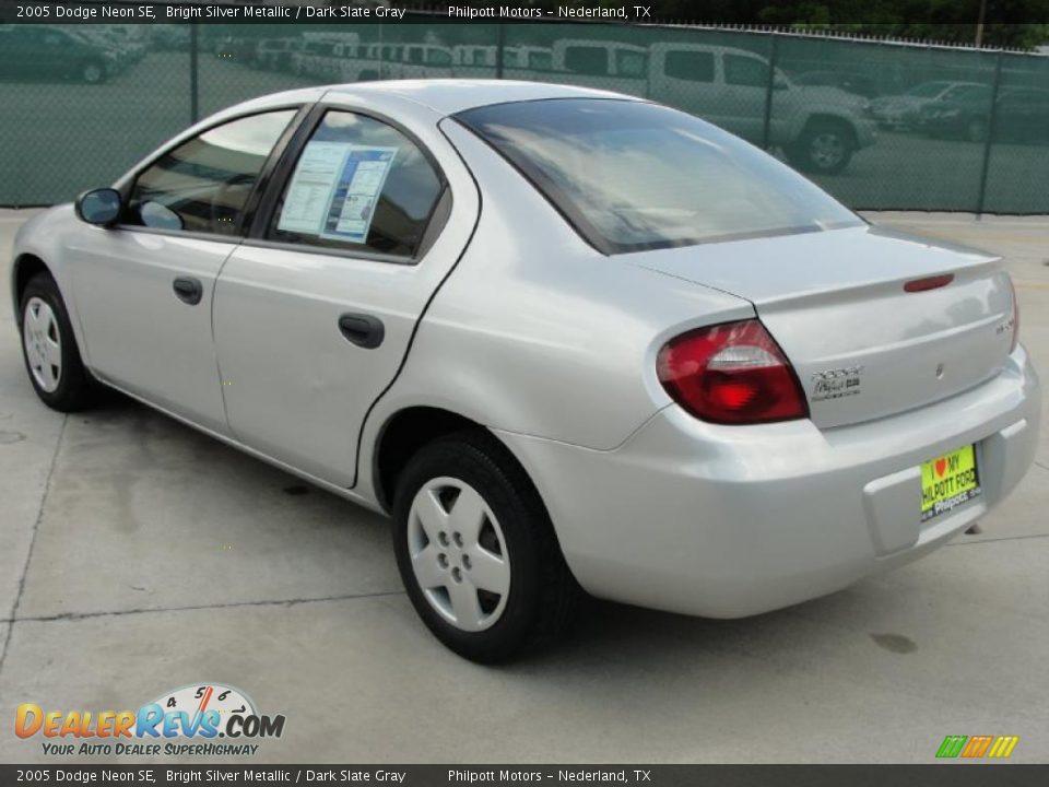 2005 Dodge Neon SE Bright Silver Metallic / Dark Slate Gray Photo #5