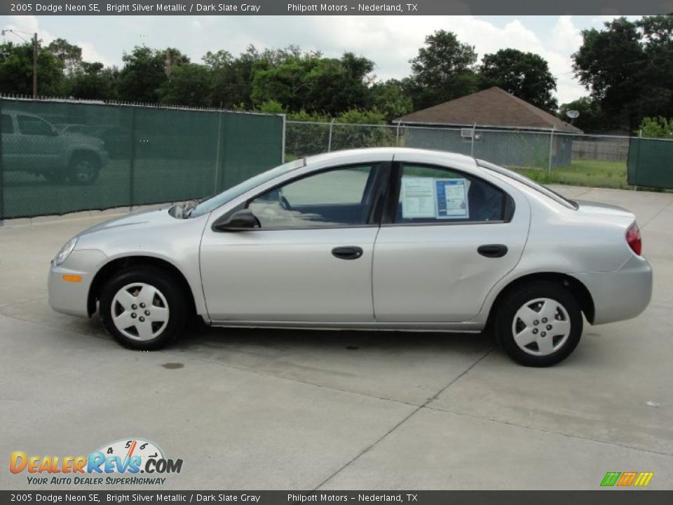 2005 Dodge Neon SE Bright Silver Metallic / Dark Slate Gray Photo #6