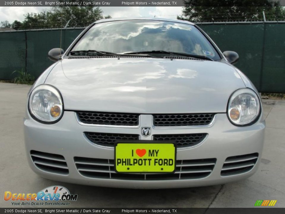 2005 Dodge Neon SE Bright Silver Metallic / Dark Slate Gray Photo #9