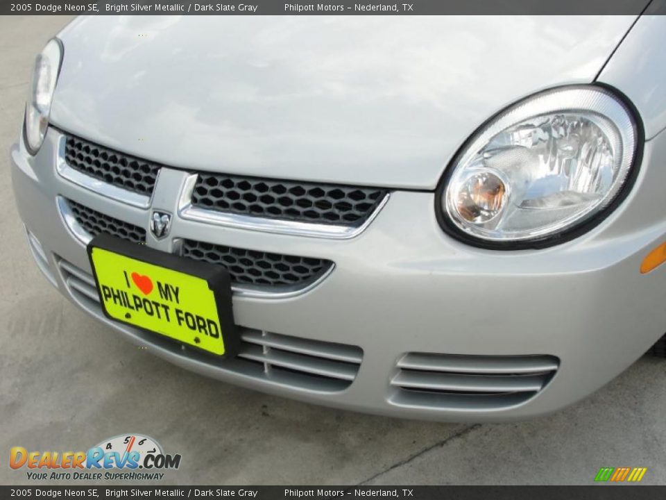 2005 Dodge Neon SE Bright Silver Metallic / Dark Slate Gray Photo #11