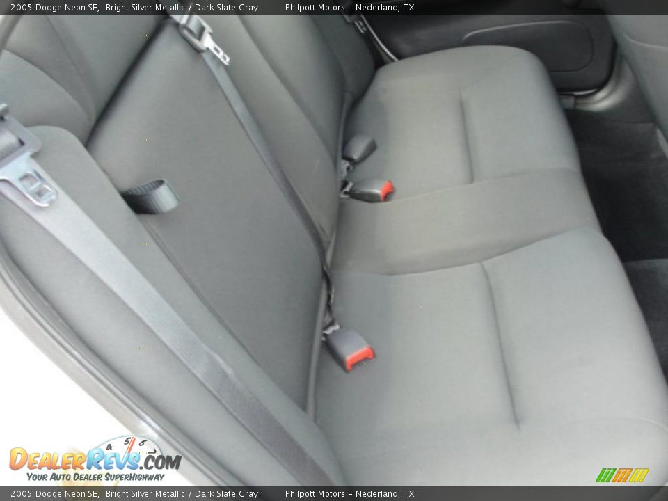 2005 Dodge Neon SE Bright Silver Metallic / Dark Slate Gray Photo #27