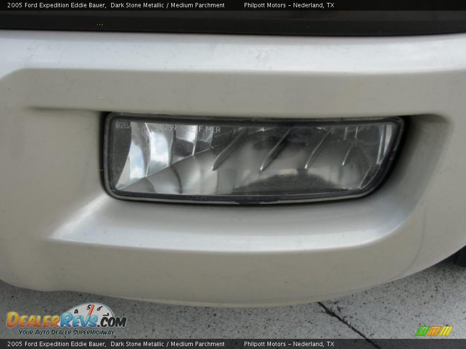 2005 Ford Expedition Eddie Bauer Dark Stone Metallic / Medium Parchment Photo #11